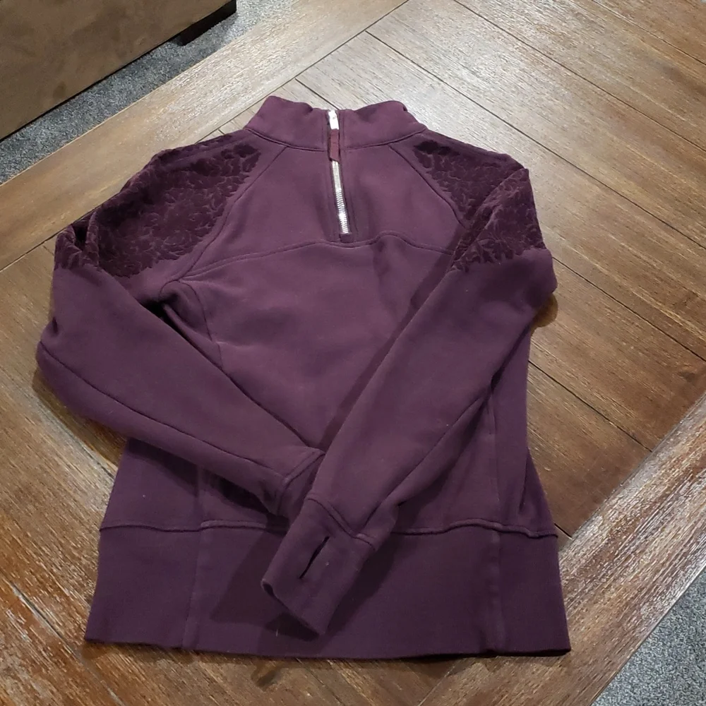 Lululemon floral flock pullover sweatshirt - Picture 11 of 15